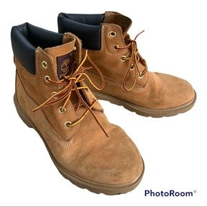 Boys size 4 Timberland Waterproof boots